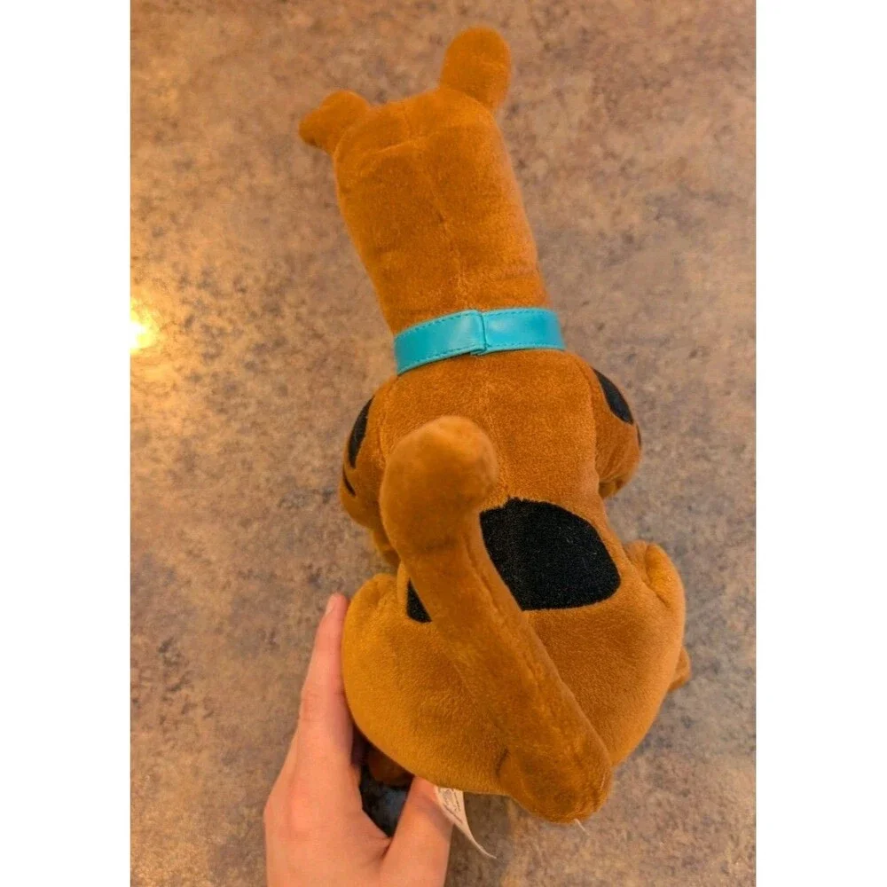 EUC Scooby Doo Plush By Applause 11 Inches Apposable Tail Mystery Inc. Snacks
